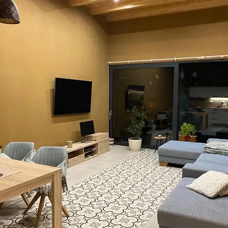 Clay Bôrik Vírivka Len V Letnom Období * Žilina