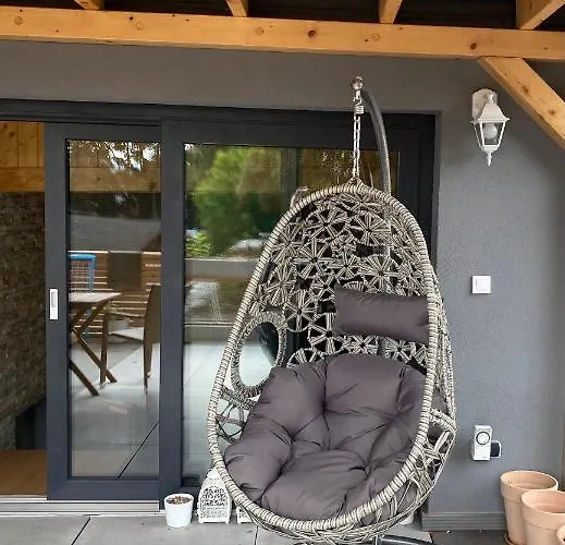 Clay Borik Virivka Len V Letnom Obdobi Lejlighed